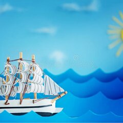Белый парусник в море