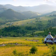 Деревенская церковь