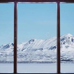 Горы в снегу