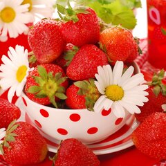 Собранная клубника