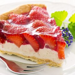 Пирог с клубникой