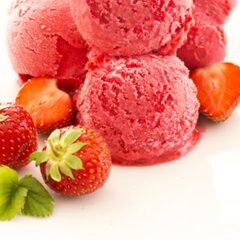Мороженое из клубники