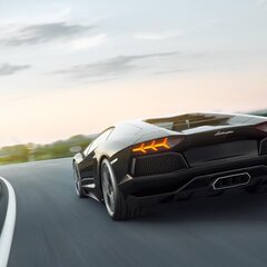 Автомобиль Ламбо