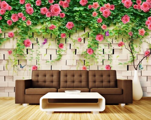 Белая кирпичная стена и розы