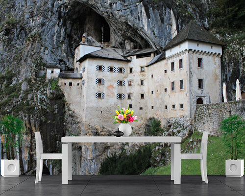 Крепость в скале Крепость в скале