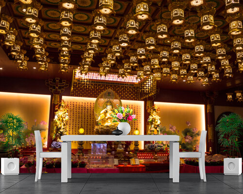 В храме В храме