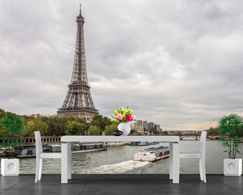 Вид с Сены на Эйфелеву башню Вид с Сены на Эйфелеву башню