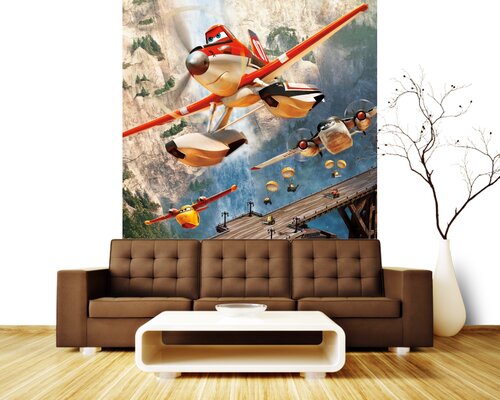 Полет самолетов над горящим мостом Полет самолетов над горящим мостом