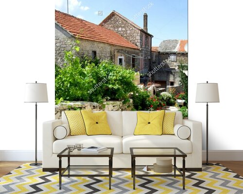 Старинный забор из камней Старинный забор из камней