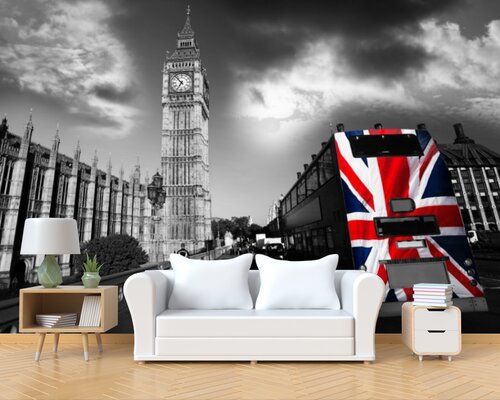 Биг-Бен и флаг Великобритании на автобусе Биг-Бен и флаг Великобритании на автобусе