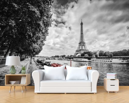 Красная баржа на берегу Сены Красная баржа на берегу Сены