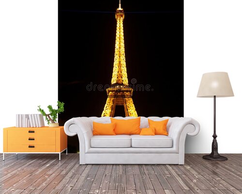 Подсвеченная Эйфелева башня ночью Подсвеченная Эйфелева башня ночью