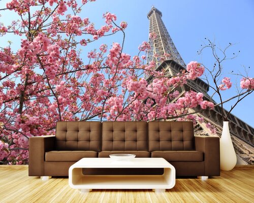 Эйфелева башня весной Эйфелева башня весной