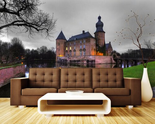 Замок в пруду Замок в пруду