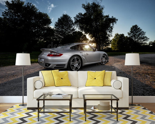 Белый Порше на дороге Белый Порше на дороге