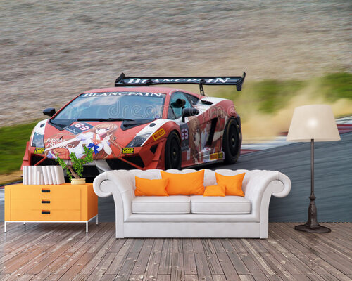 Красный спорт-кар на гонках Красный спорт-кар на гонках