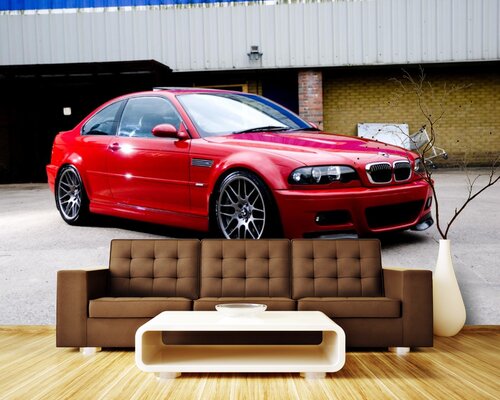 Красный БМВ у гаража Красный БМВ у гаража