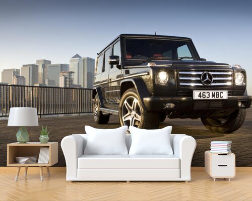 Черный Гелендваген на стоянке Черный Гелендваген на стоянке