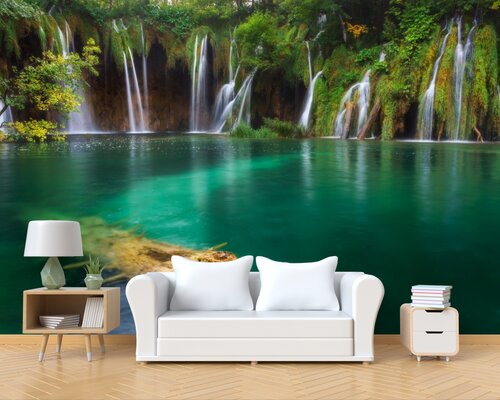 Горное изумрудное озеро Горное изумрудное озеро