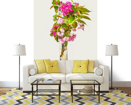 Композиция с сакурой в вазе Композиция с сакурой в вазе